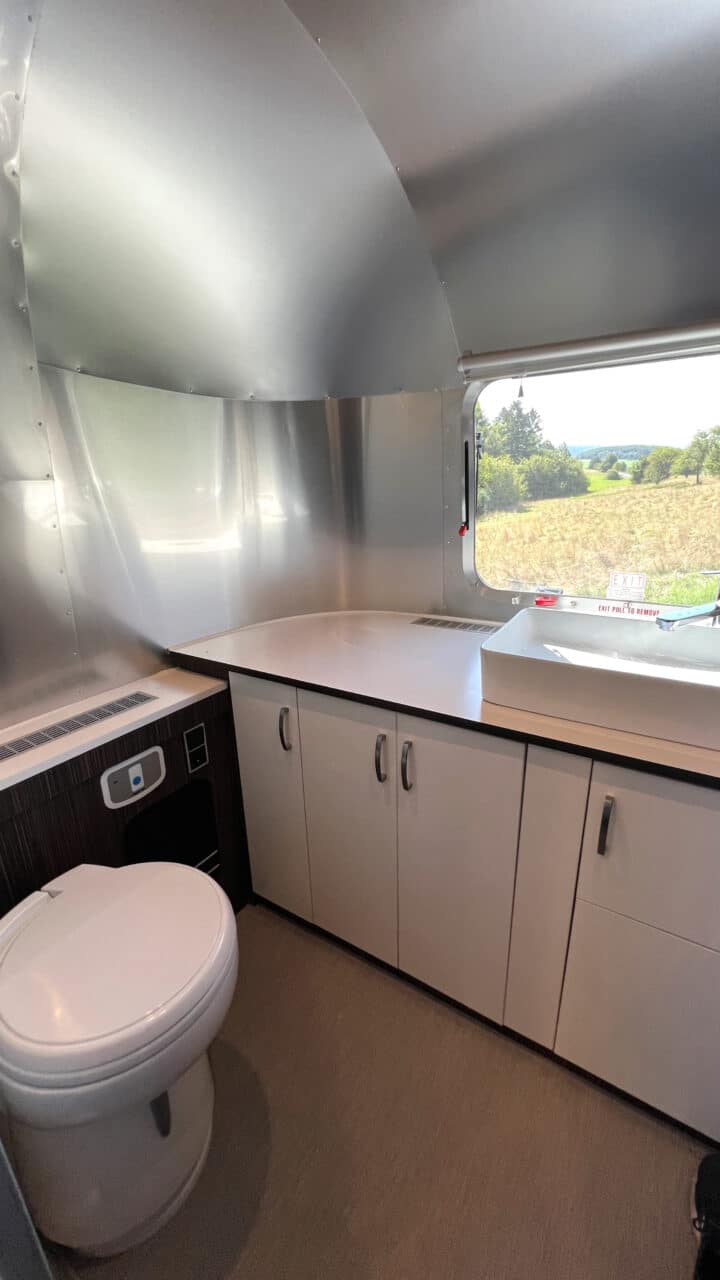 Airstream International 25IB Bad