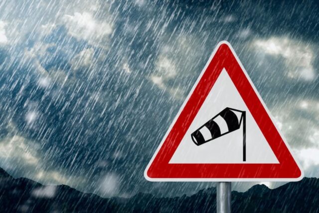 Versicherungswissen: Unwetter- und Hagelschaden bei Wohnwagen und Wohnmobil