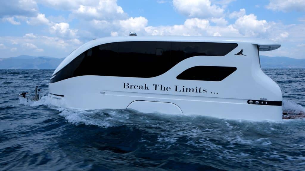 Luxus-Caravan Sealvans für Land und Wasser: Wohnwagen und Boot in einem - für abwechslungsreiche Abenteuer 1 Sealvans Boot