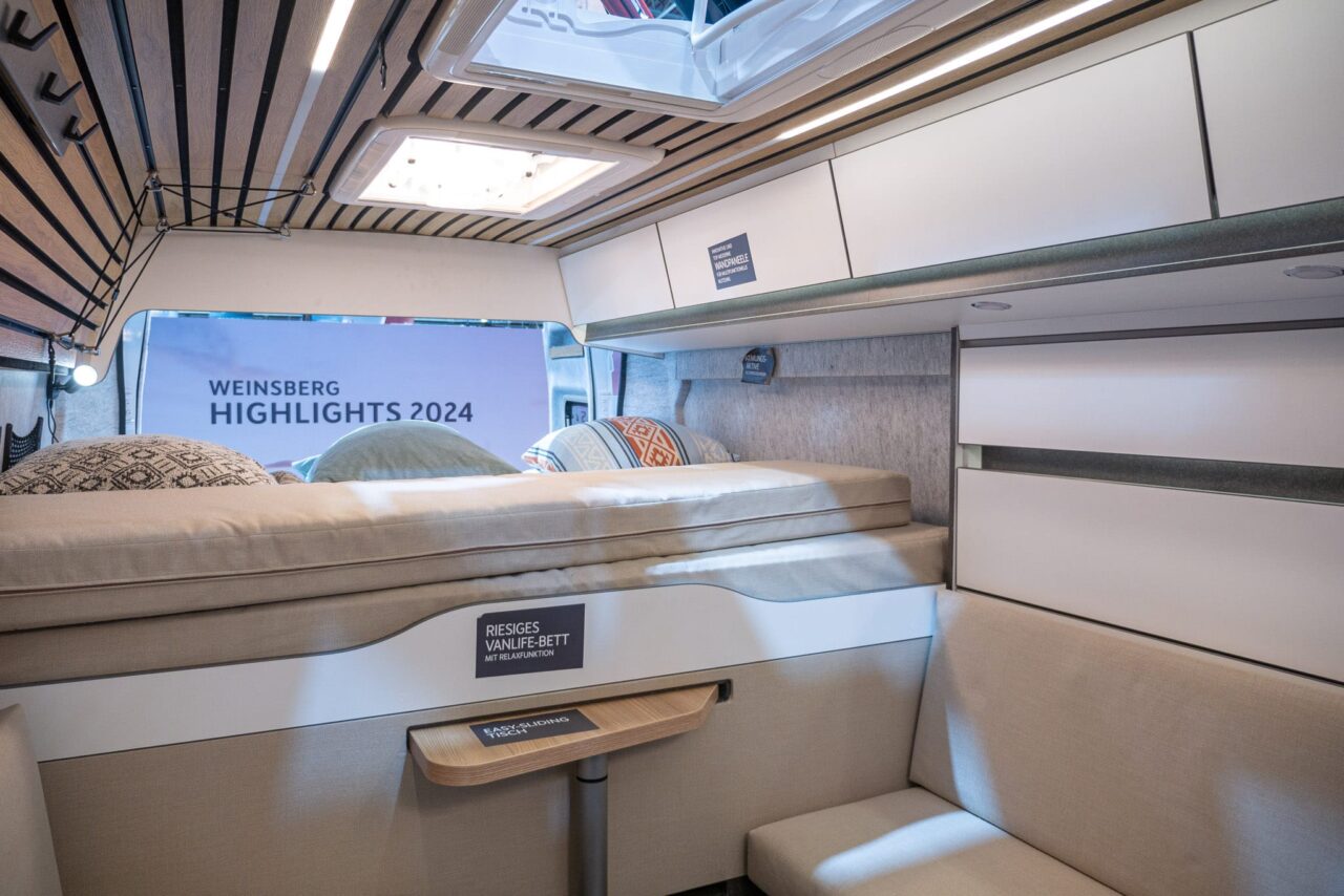 Weinsberg CaraLife 630 LQ (2024): raffinierter Camper mit außergewöhnlichem Grundriss - mit 360°-Tour! 4 weinsberg caralife 630 lq bett