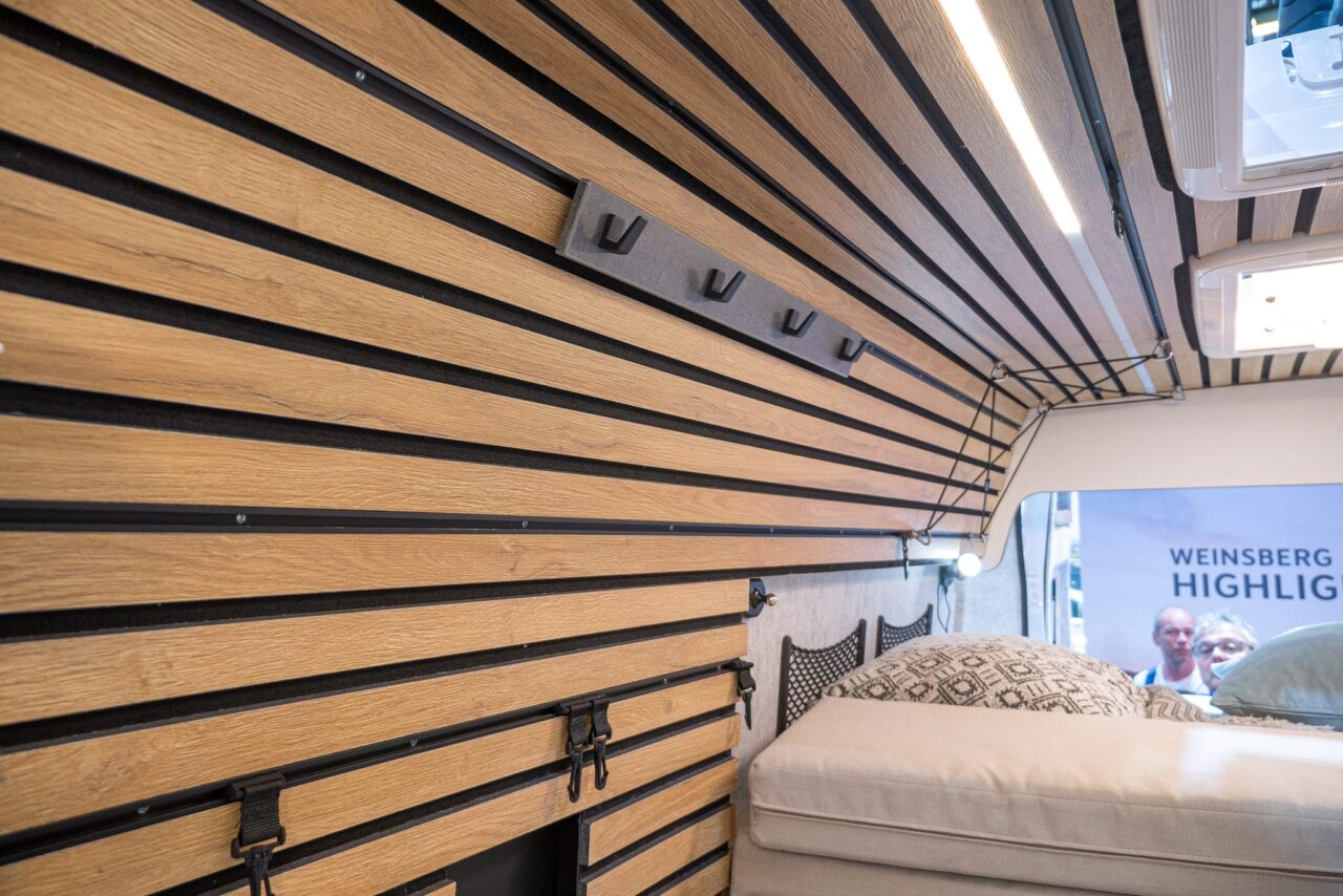 Weinsberg CaraLife 630 LQ (2024): raffinierter Camper mit außergewöhnlichem Grundriss - mit 360°-Tour! 3 weinsberg caralife 630 lq holz