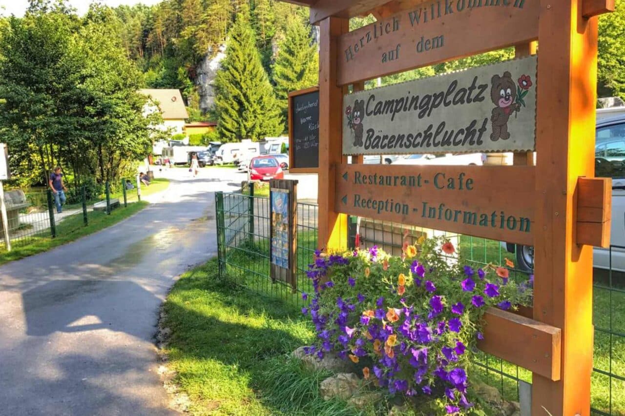 Camping in der Nähe spektakulärer Höhlen in Deutschland - eine Top-10-Auswahl 34 Camping in der Nähe spektakulärer Höhlen in Deutschland - Teufelshöle