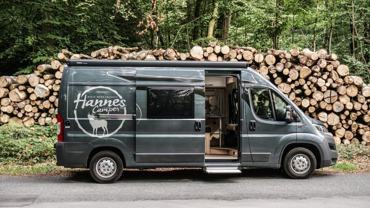 Hannes Camper: Deine Mietlösung für den nächsten Campingtrip 1 HannesCamper JoshaBold