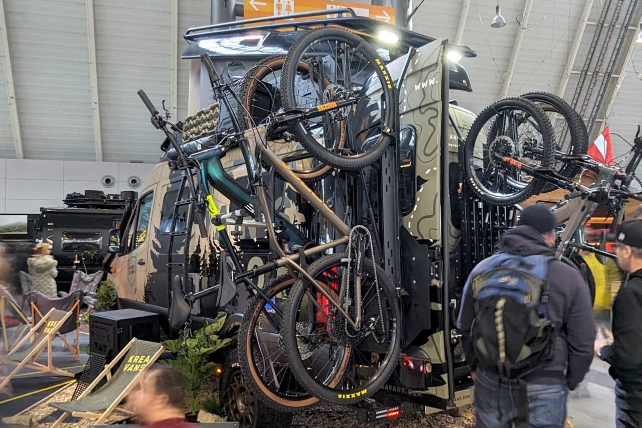 Kastenwagen-Neuheiten 2024: Kreavans Special – luxuriöses Offroad-Reisemobil für Abenteuer abseits befestigter Straßen 2 Kreavans Special 7880