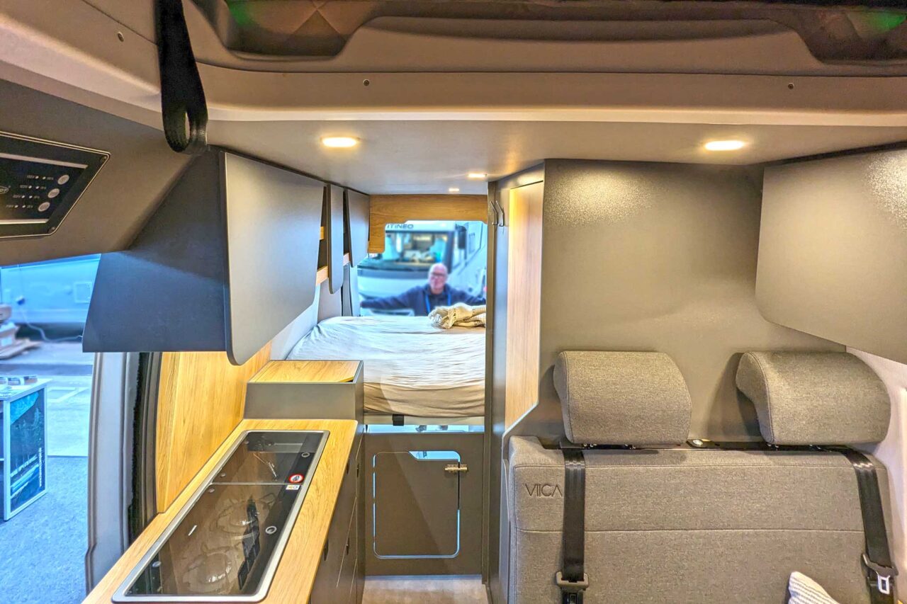Hannes Camper Viica 60 (2024) - kompakter Camper mit anspruchsvollem Innendesign 4 Viica 60 Interieur 4236