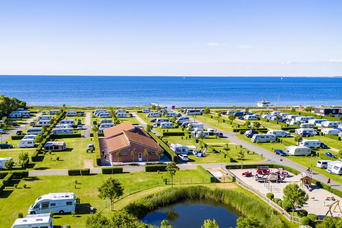 Traumurlaub am Horizont: Entdecke die 3 paradiesischen Campingplätze auf Fehmarn für unvergessliche Momente 1 inselcamp fehmarn