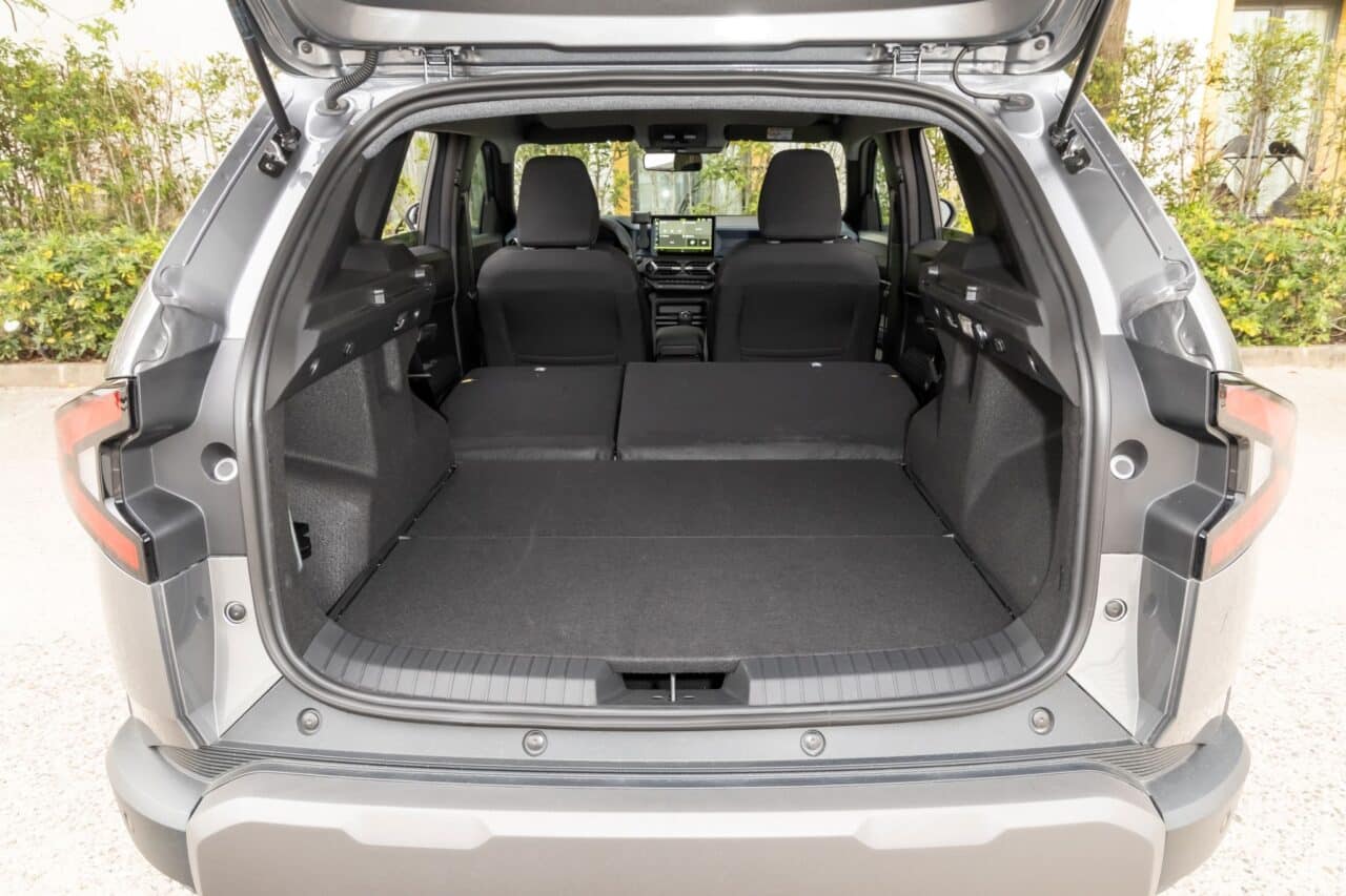 Dacia Duster: Der preiswerte Mini-Camper für Abenteuer und Alltag 2 dacia duster ohne camping set