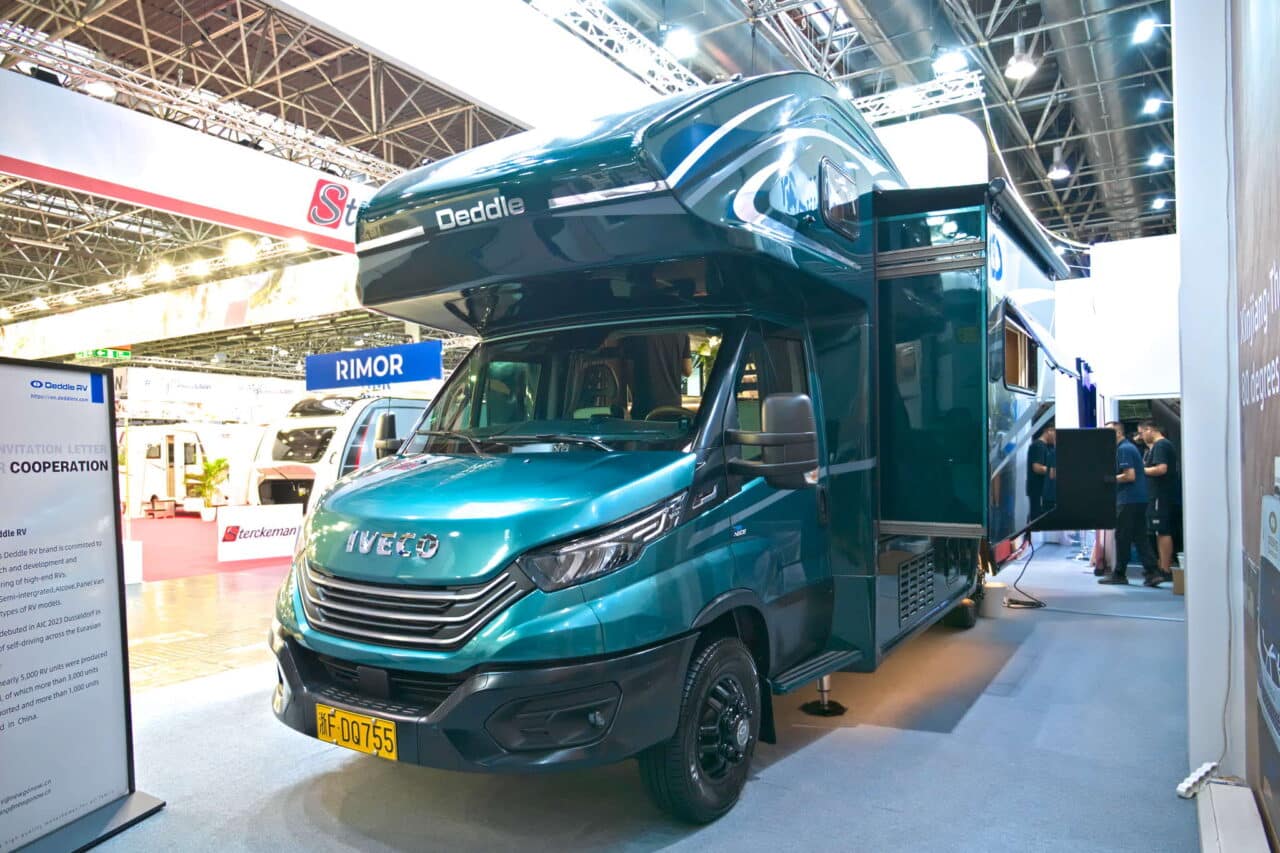 Deddle RV Carbonic Liner 78 - Außenansicht Caravan Salon 2024