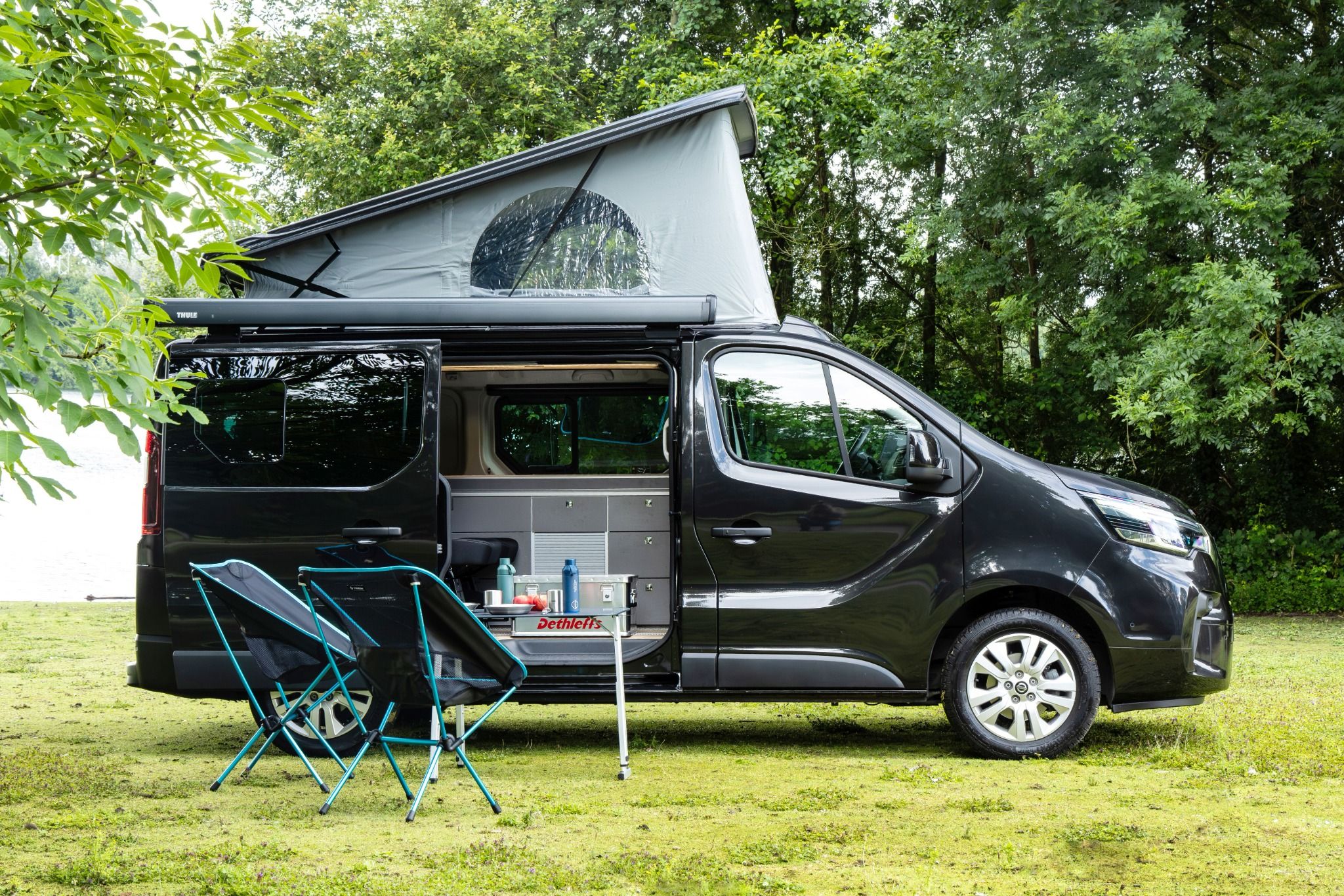 So werden aus Nissan Interstar und Primastar Camping-Vans