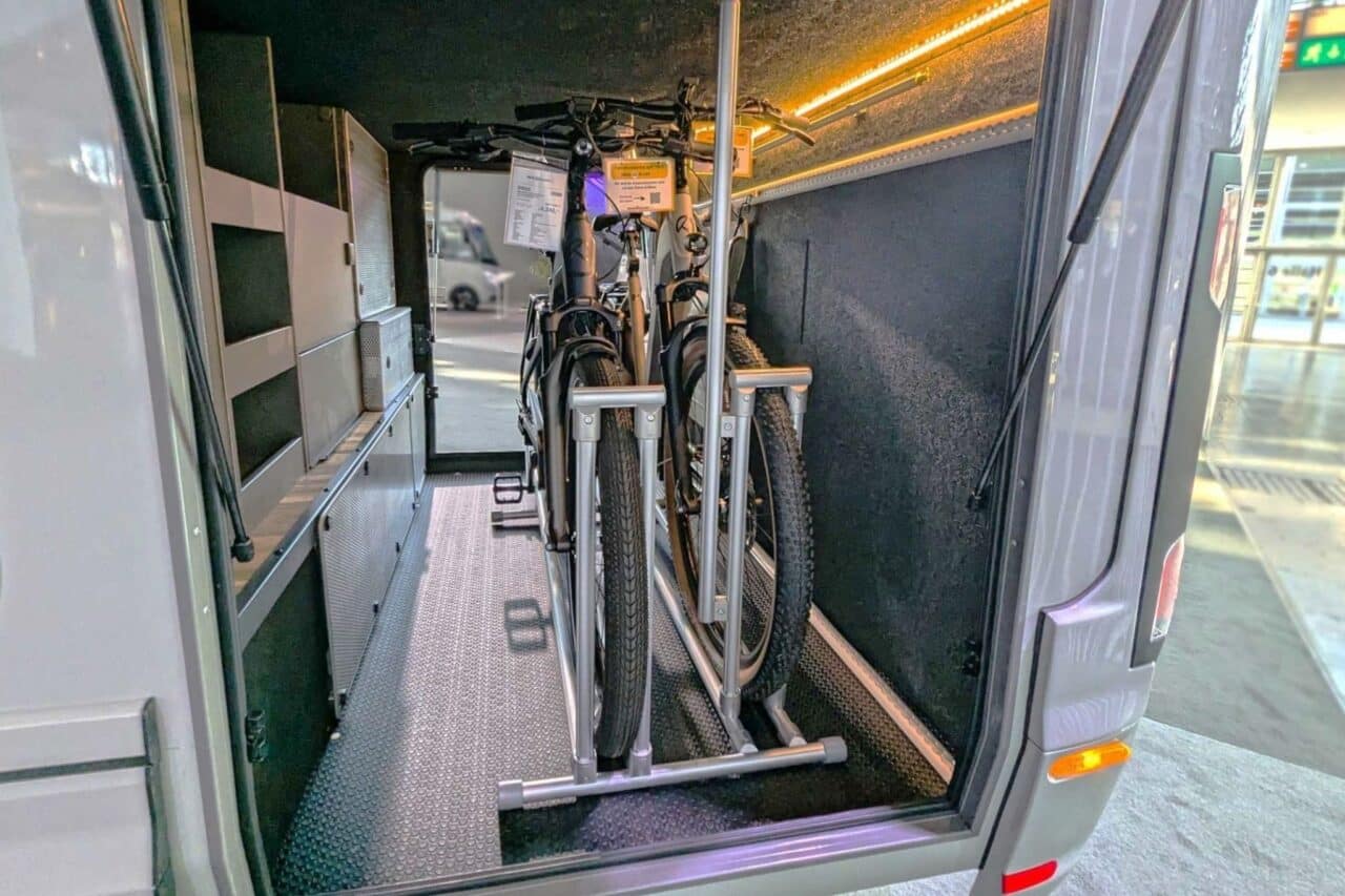 Niesmann+Bischoff Arto (2025): Der erste Luxus-Liner auf Mercedes Sprinter Basis 12 arto 78 88 mit fahrradgarage