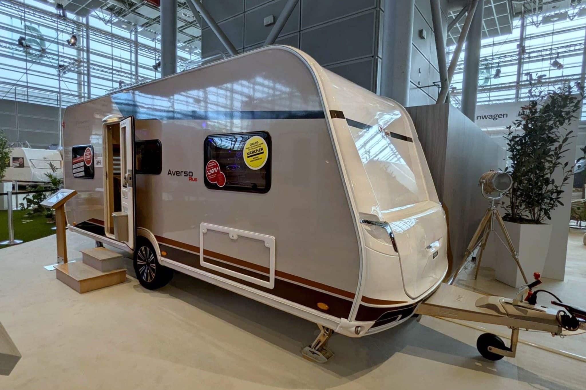 Bürstner Averso Plus 520 TL (2025) – Kompakter Wohnwagen mit bis zu 6 Schlafplätzen