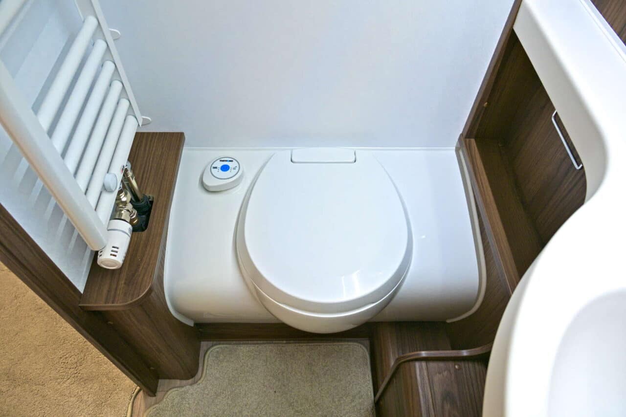 Fendt Diamant 560 GDW Toilette Caravan Salon 2024