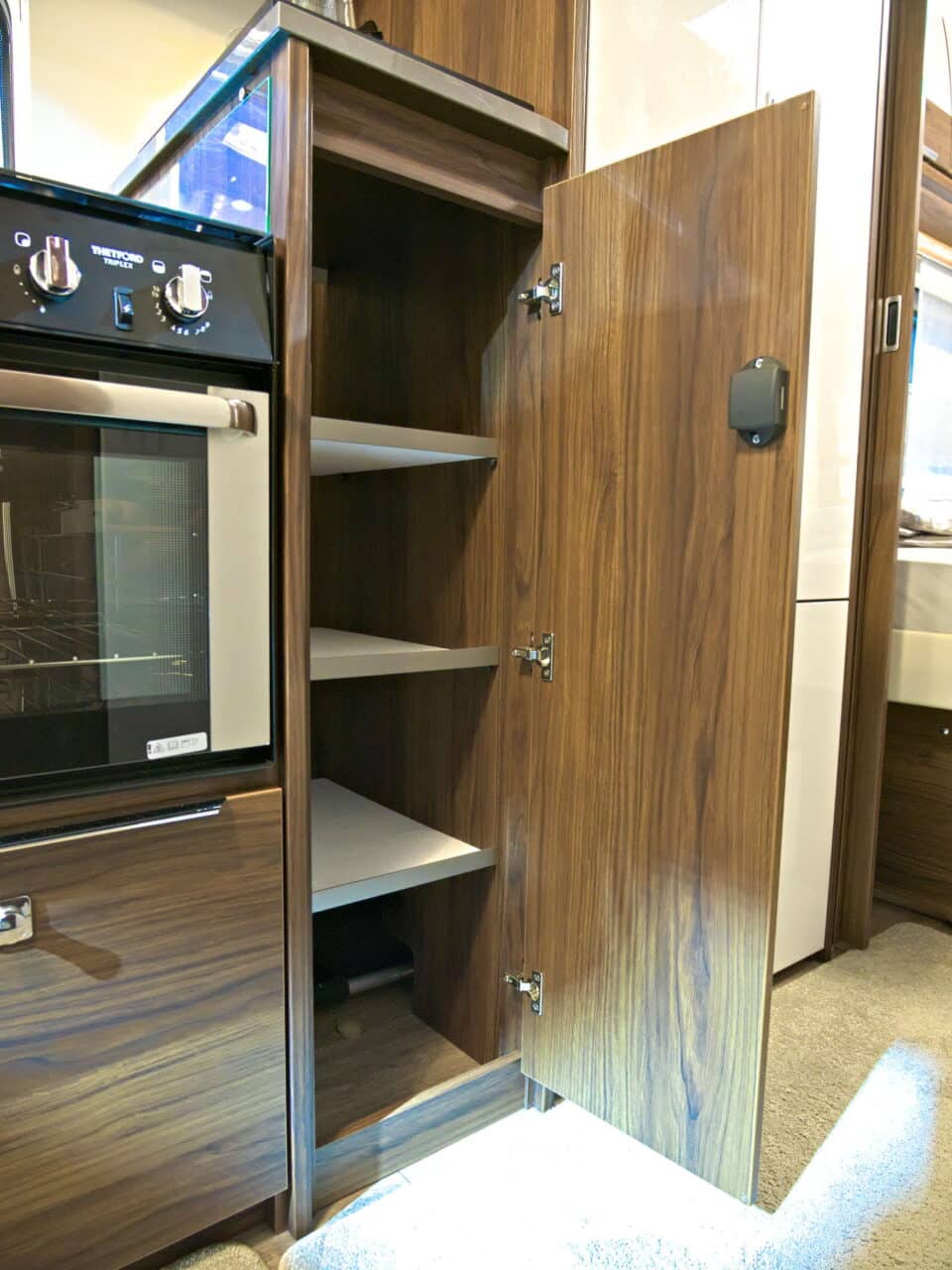 Fendt Diamant 560 GDW Schrank Caravan Salon 2024