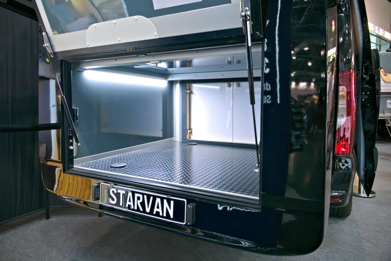 starvan cruiser heckgarage