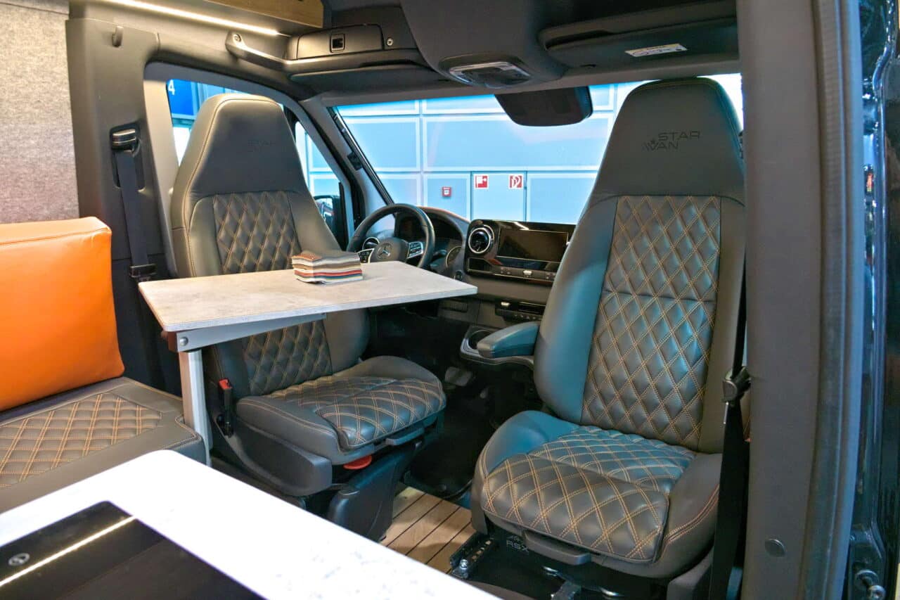 starvan rebel 4x4 sitze