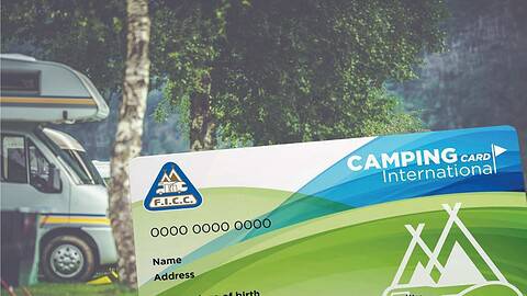 Hochwertiger Campingpassport für Wohnmobil- und Camperfreunde.