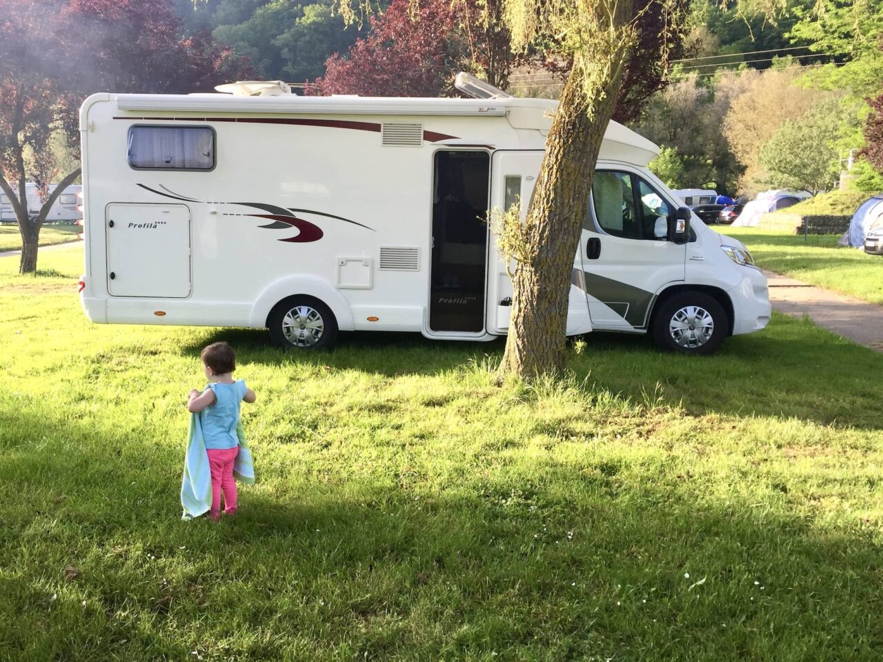 Regeln beim Camping mit Kind für Sicherheit