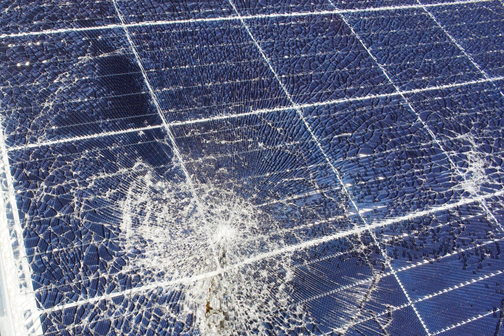 Schaden an der Solaranlage: Zahlt die Versicherung?
