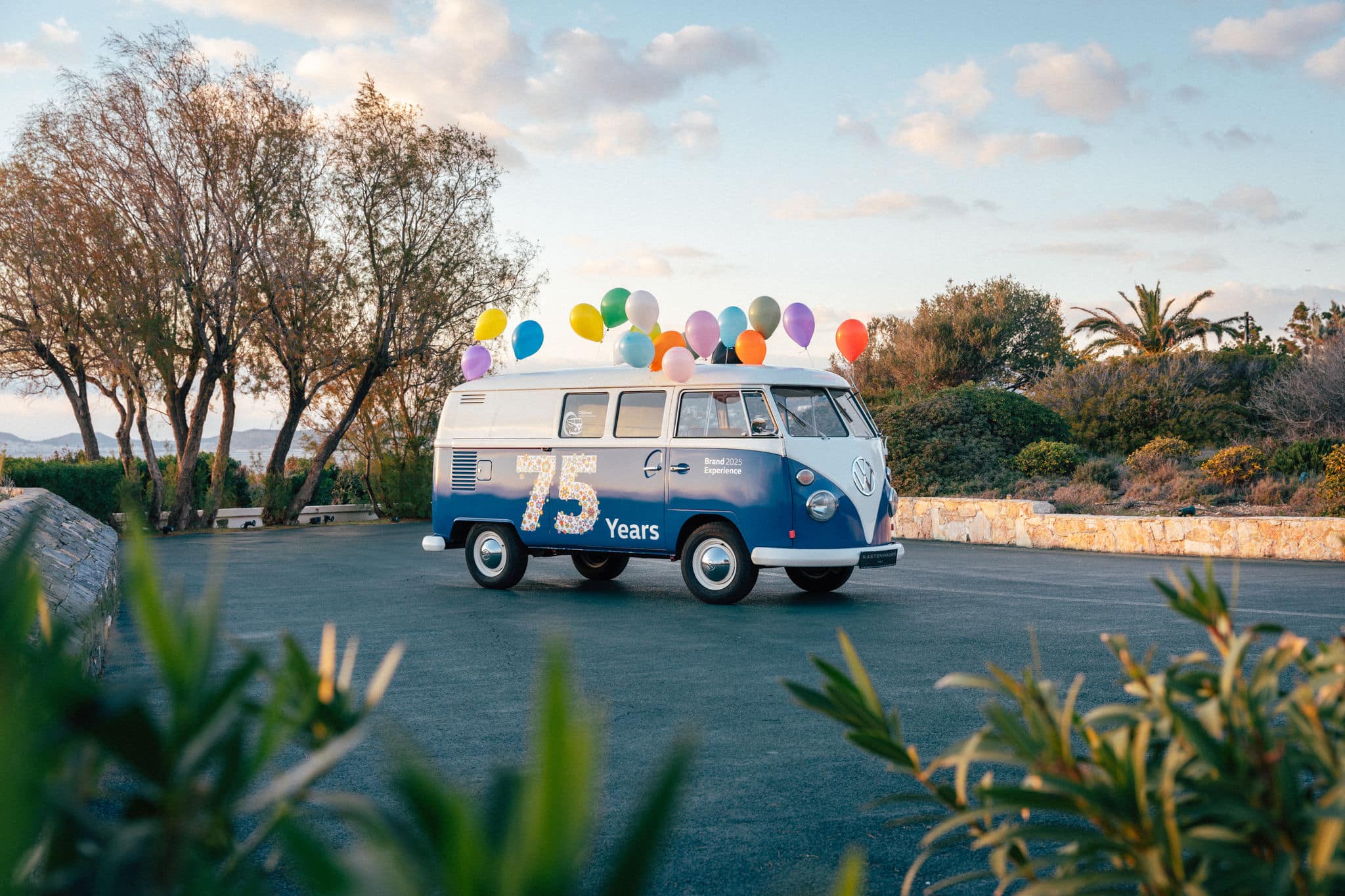 75 Jahre Bulli: Vom Hippie-Symbol zum High-Tech-Transporter
