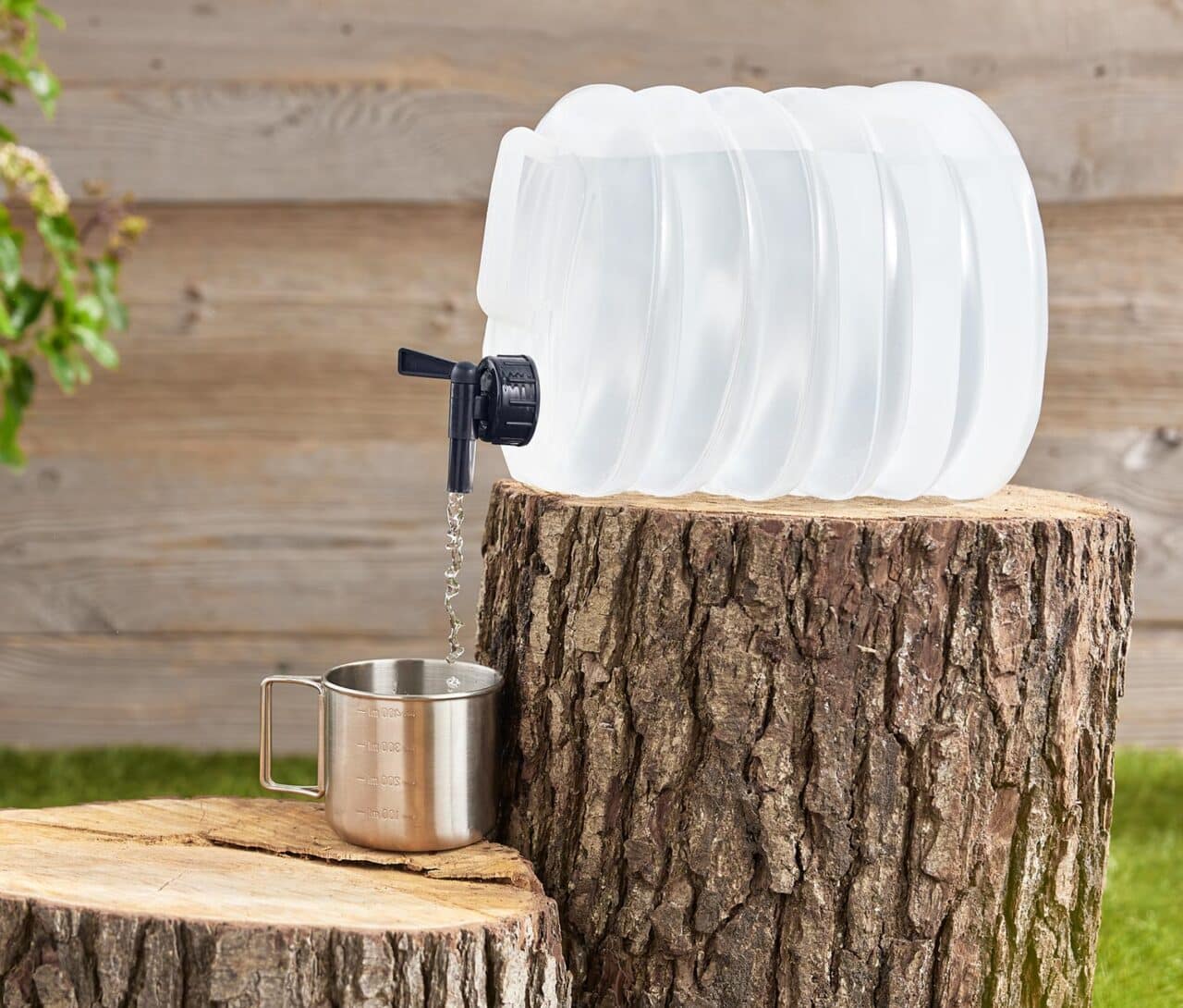 Clevere Küchenhelfer fürs Camping: Nützliche Gadgets zu unschlagbaren Preisen 8 Tchibo faltbarer Wasserkanister