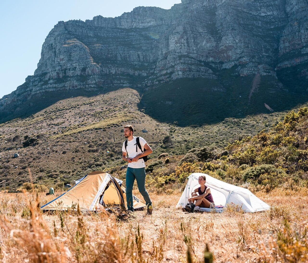 Für jeden das passende Zelt: Tchibo bietet verschiedene Modelle zum kleinen Preis 5 tambu 2 personen trekkingzelt suran 2