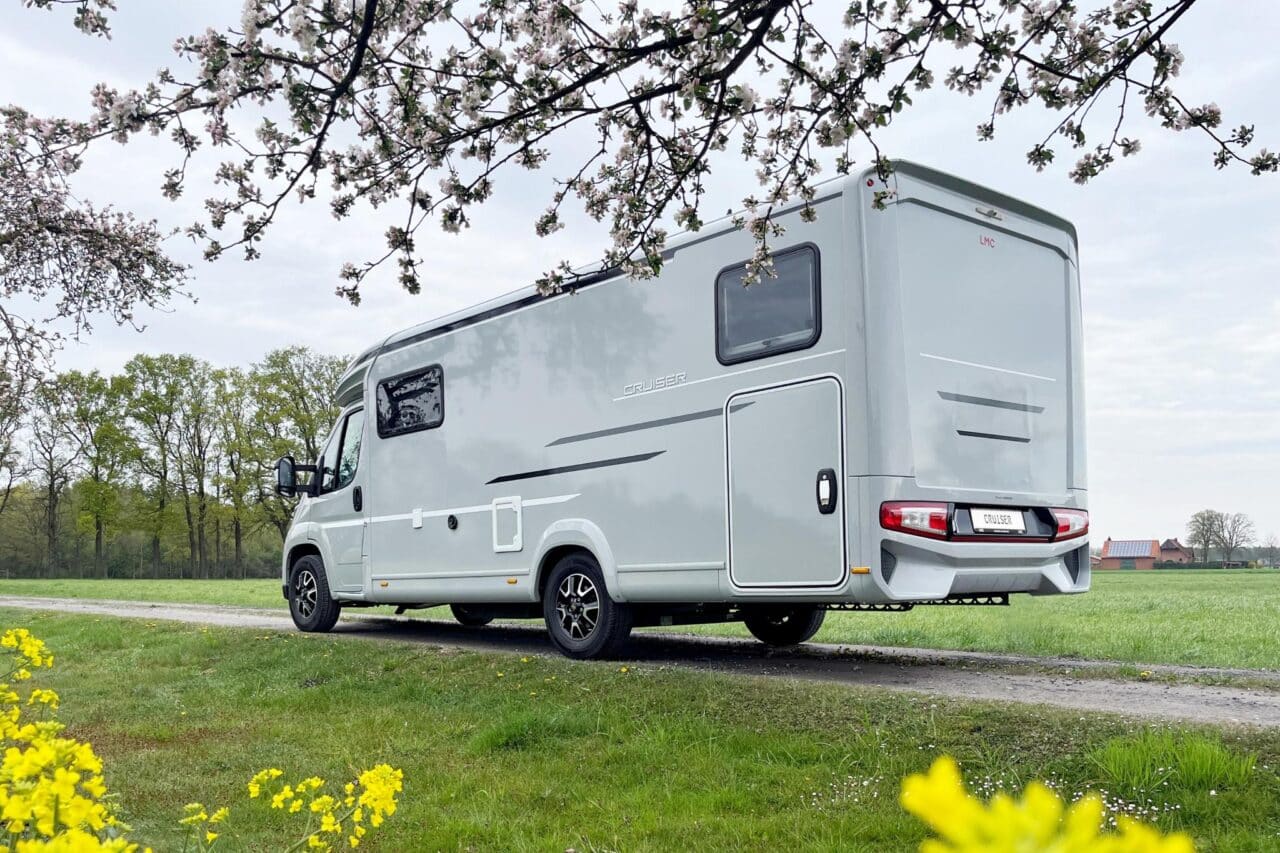 LMC-Neuheiten 2026: Zwei starke Modelle zum Jubiläum 2 LMC Cruiser T740EL aussen Feld von hinten