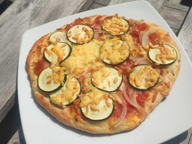 Pfannenpizza Camping