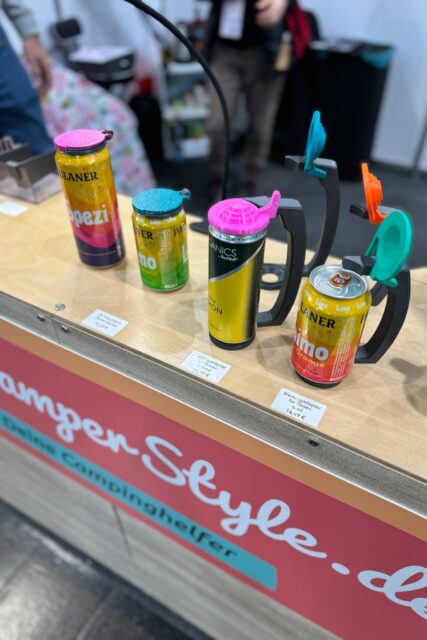 camperstyle shop messestand flaschendeckel