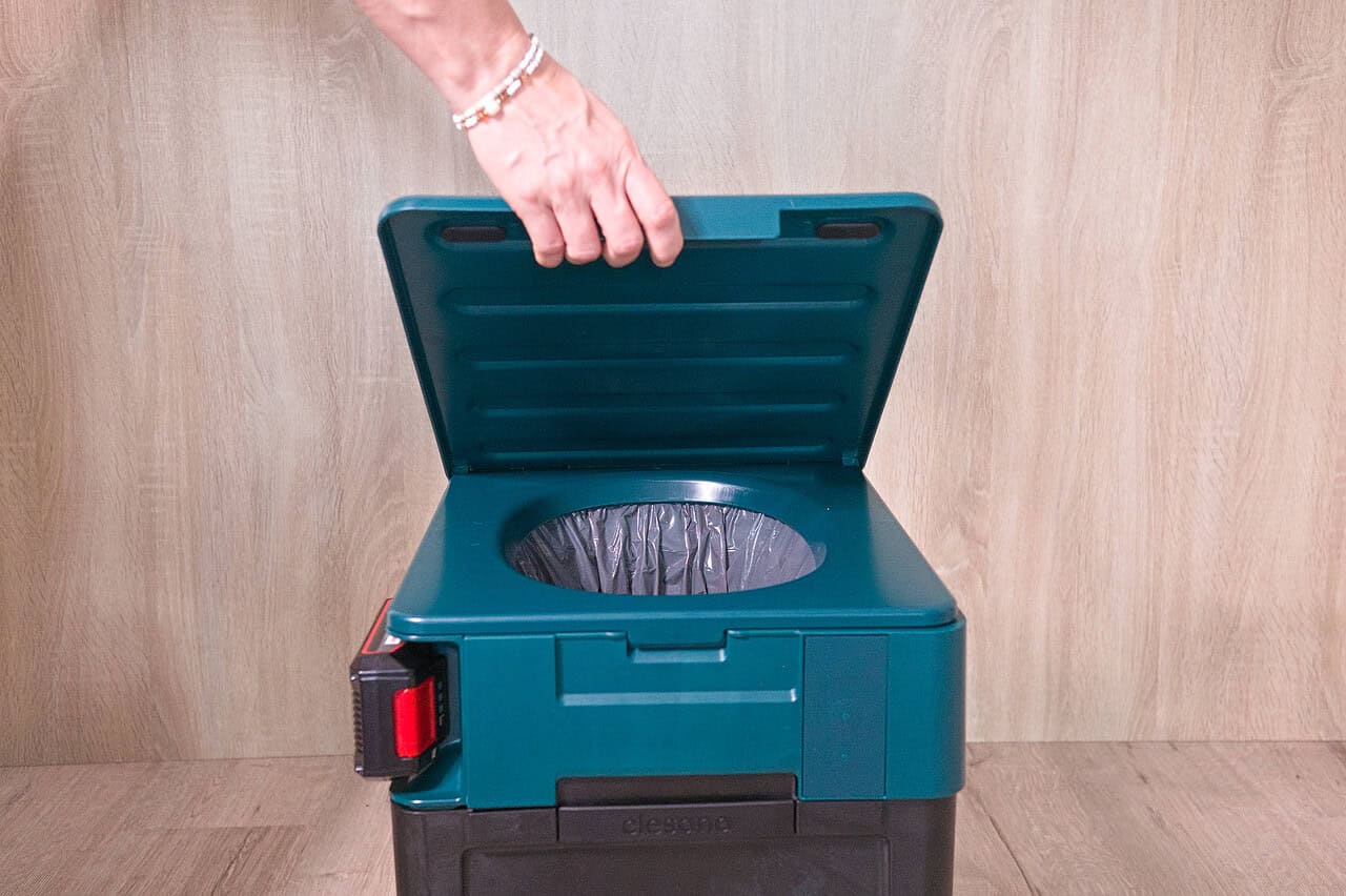 Clesana X1 - die neue mobile Verschweißtoilette im Test