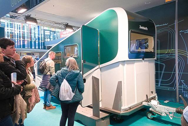 Dethleffs c.fold auf der CMT 2026 - Hochgeklappte Fron