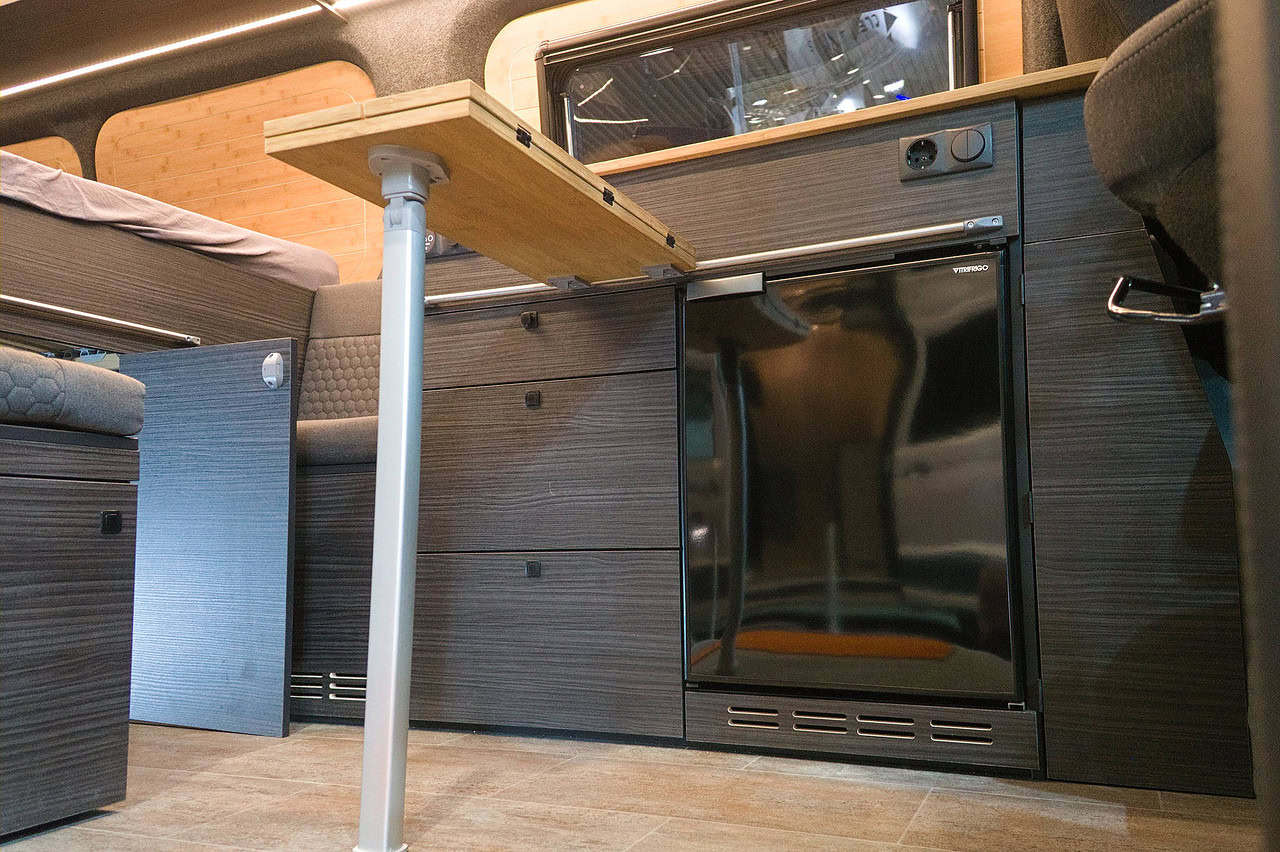 nissan interstar eifelland kueche 1