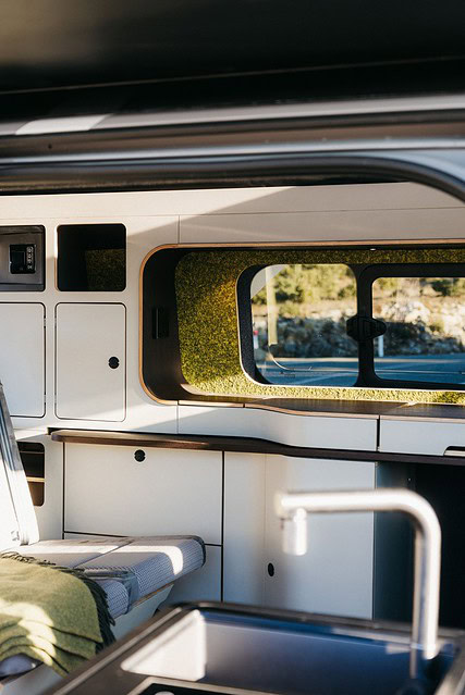 freescape van seite innen