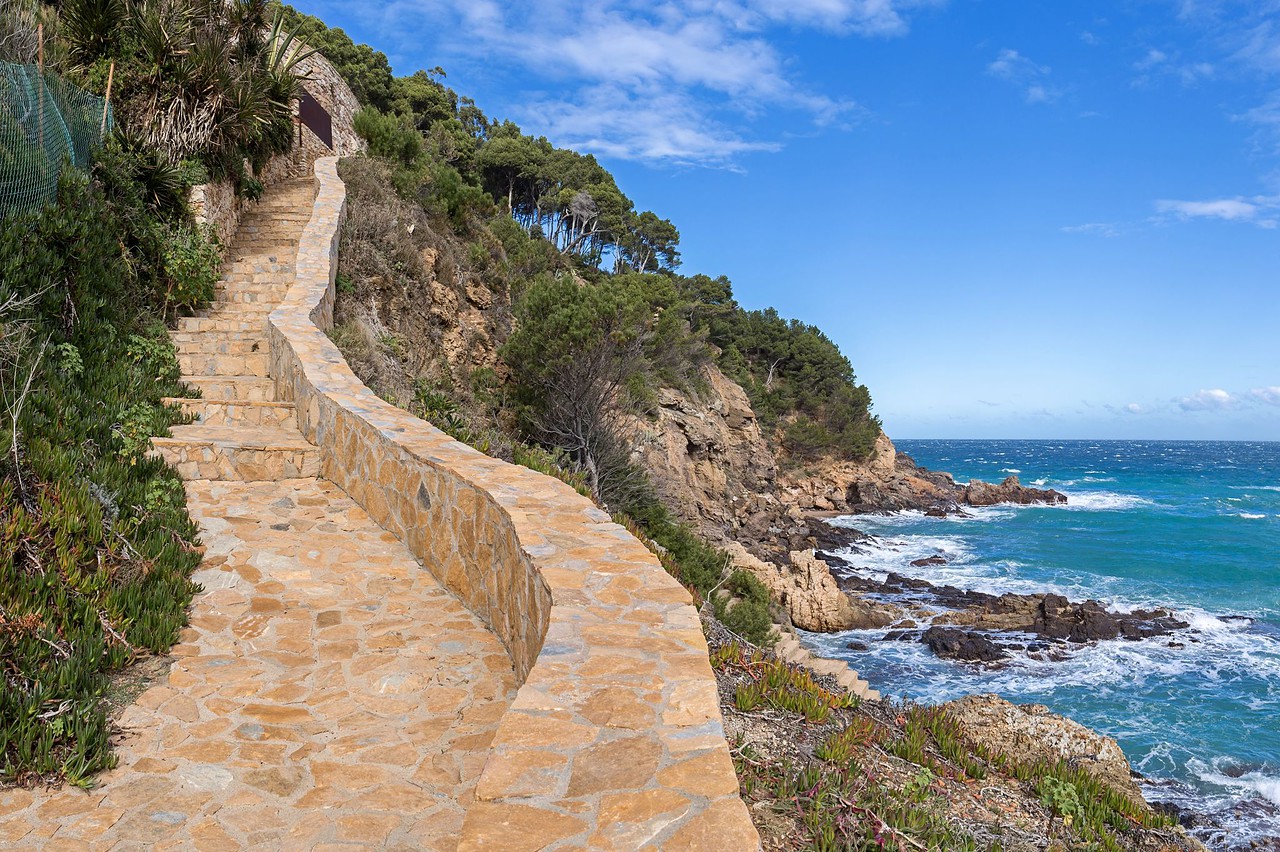 Camper-Geheimtipp Costa Brava: Schmugglerpfade, einsame Buchten & echte Freiheit 4 katalonien camins de ronda 184611440
