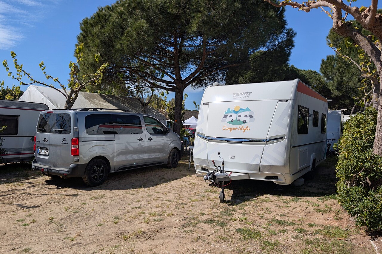 holacamp barcelona parzelle